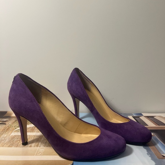 Simplistic high heels - Picture 3 of 3